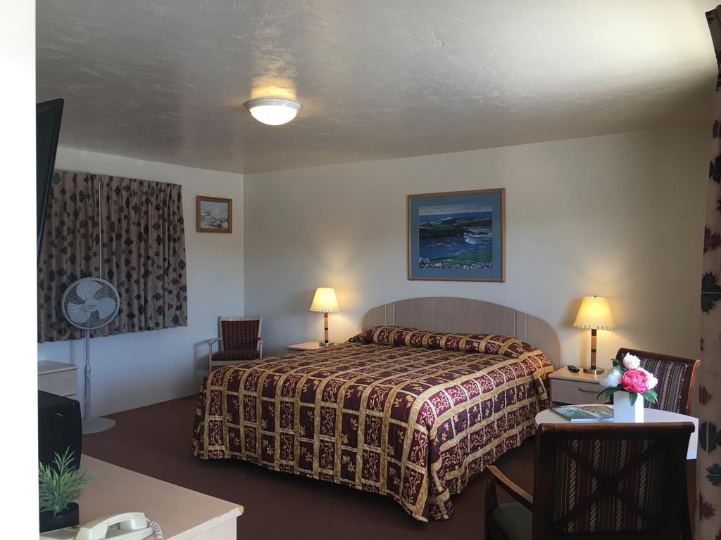 Old Marina Inn Екстер'єр фото